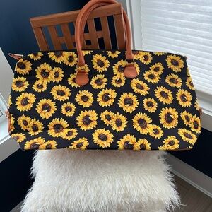 Sunflower Patterned Women's Travel Bag